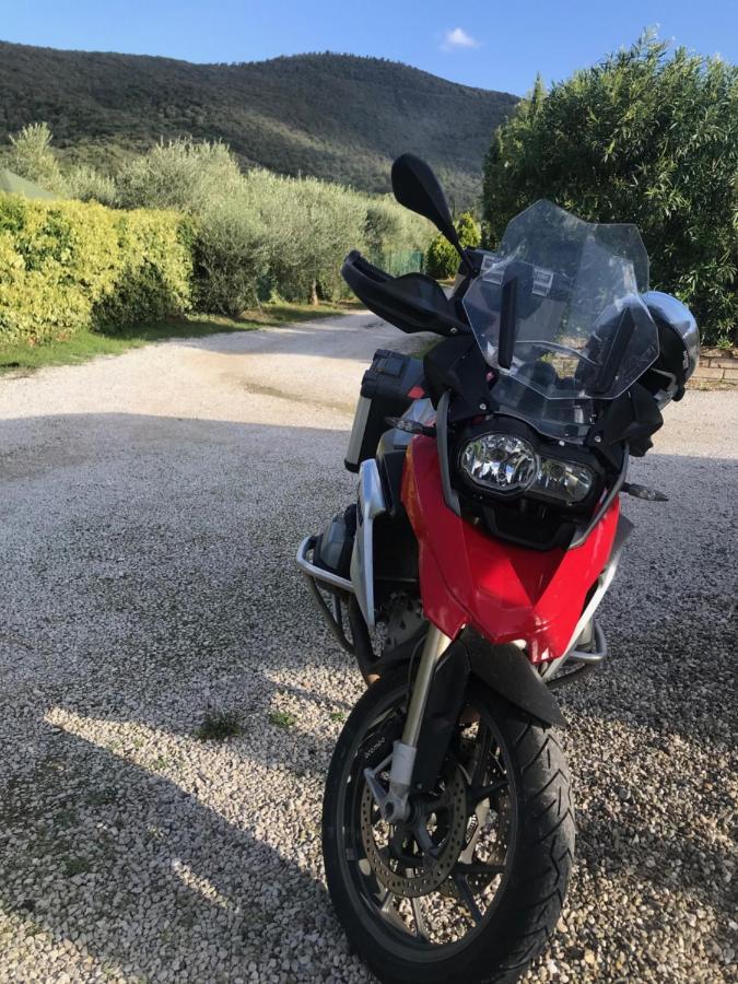 Botrona B&B Scarlino Bagian luar foto