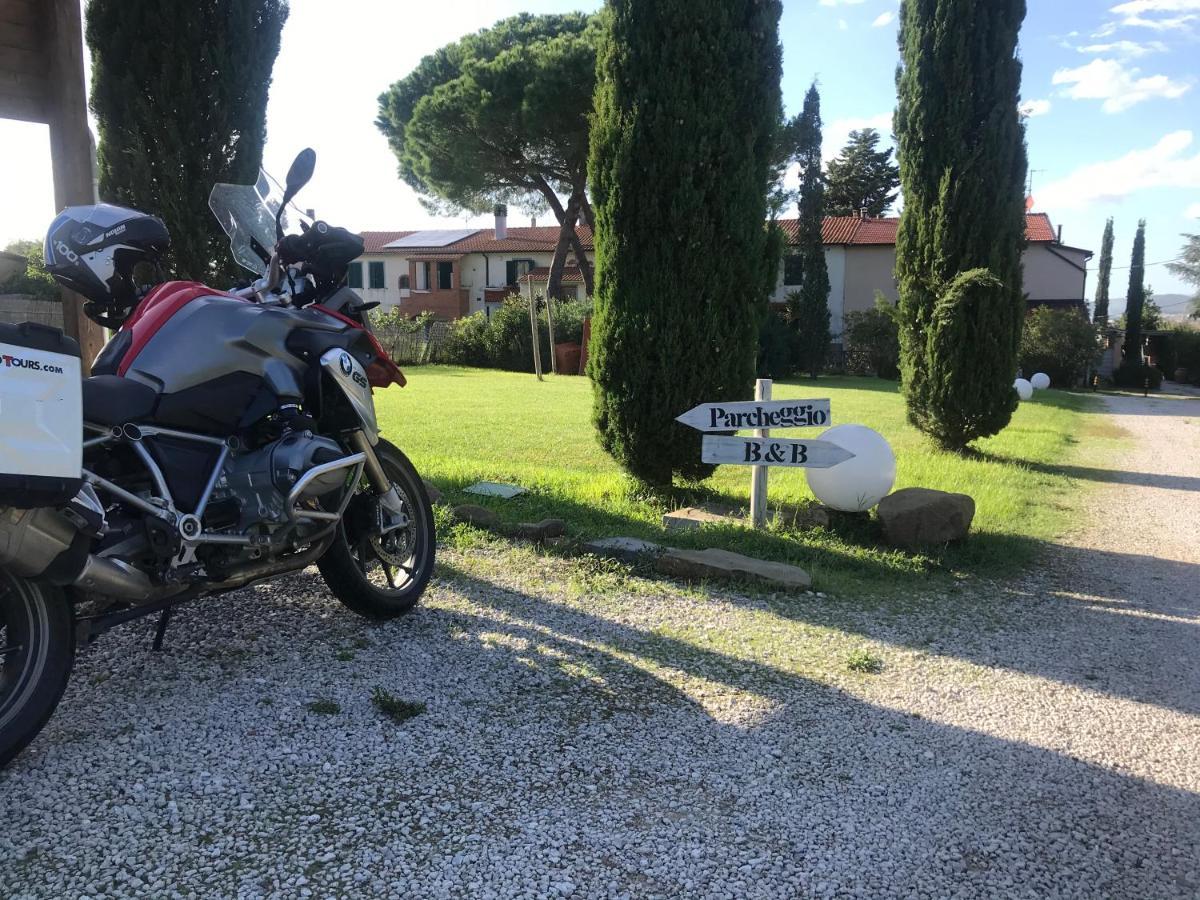 Botrona B&B Scarlino Bagian luar foto
