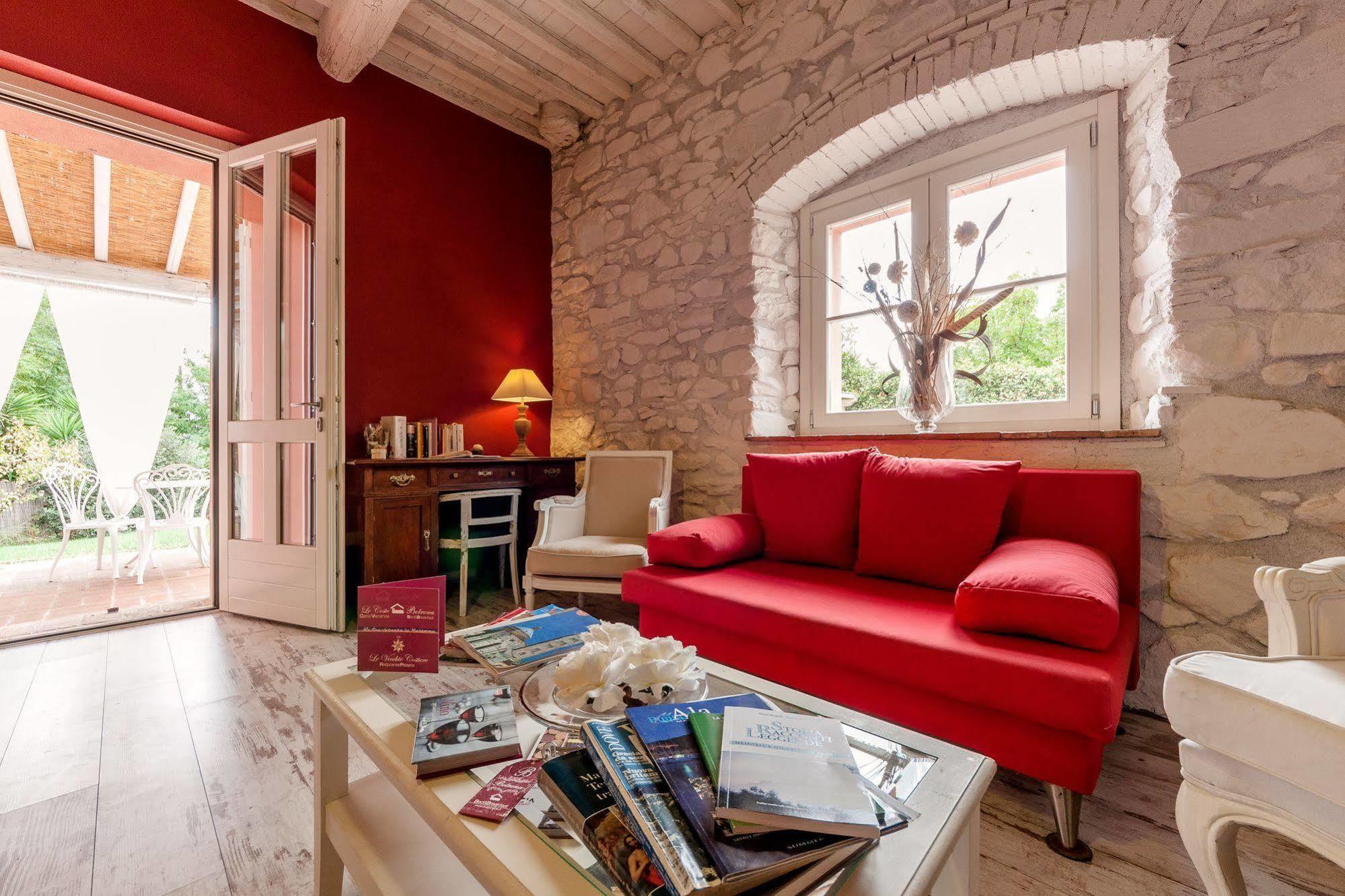 Botrona B&B Scarlino Bagian luar foto